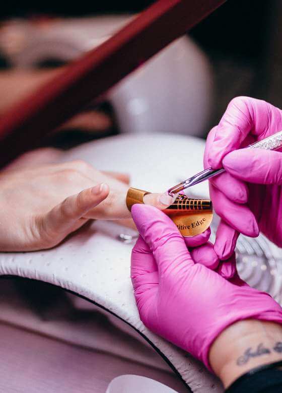 Dazzle and Shine: Experience Trendsetting Dip Nails in Brooklyn, NY!